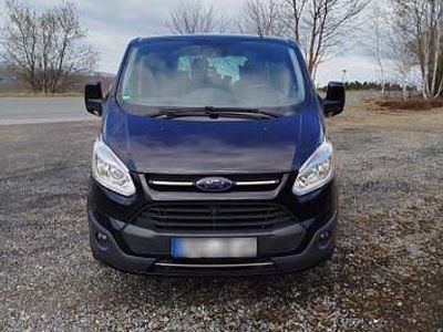 Gebraucht Ford Tourneo 131 PS (96 kW) 2015 Schwarz Van / Kleinbus