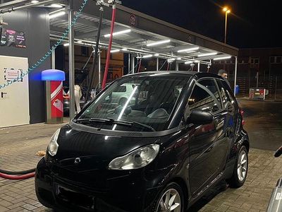 Schwarz Gebraucht 2007 Smart ForTwo Cabrio Cabrio | 3.899 € (Etwas zu teuer)