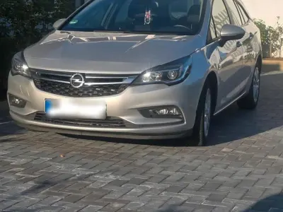 Gebraucht Opel Astra 105 PS (77 kW) 2016 Silber Kombi