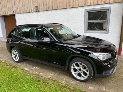Schwarz Gebraucht 2014 BMW X1 SUV | 10.000 € (Guter Preis)