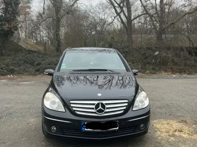 Gebraucht Mercedes B200 140 PS (102 kW) 2007 Schwarz Van / Kleinbus