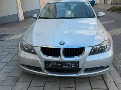 Używany BMW 320 150 KM (110 kW) 2005 Srebrny Sedan/Limuzyna