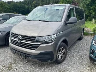 Gebraucht VW Multivan Trendline 150 PS (110 kW) 2021 Mojave beige metallic Van / Kleinbus