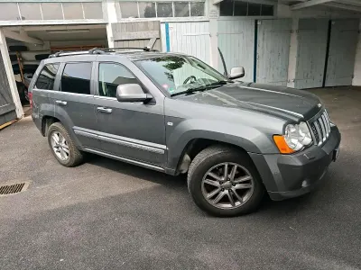 Gebraucht Jeep Grand Cherokee 218 PS (160 kW) 2009 Grau SUV