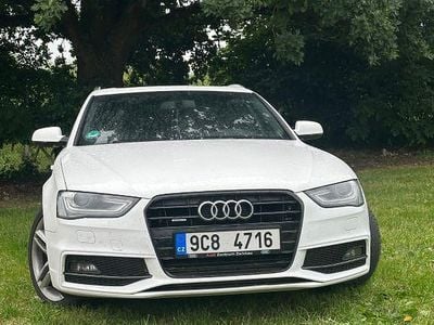 Weiß Gebraucht 2013 Audi A4 S-Line Kombi | 11.900 € (Etwas zu teuer)
