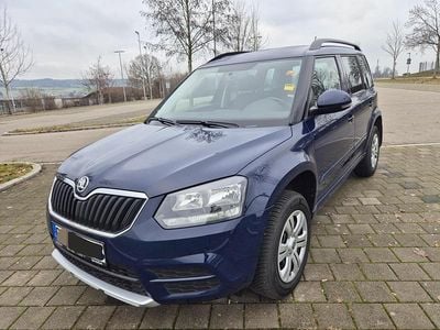 Gebraucht Skoda Yeti Cool Edition 110 PS (80 kW) 2016 Blau SUV
