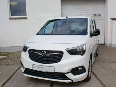 Gebraucht Opel Combo Life Elegance 131 PS (96 kW) 2022 Other Van / Kleinbus