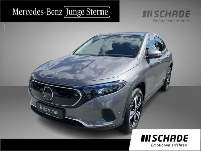 Gebraucht Mercedes EQA250+ Progressive 139 kW (190 PS) 2023 Metalliclack mountaingrau SUV