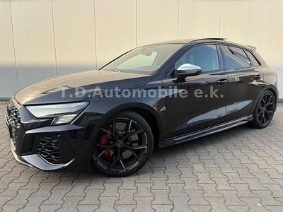 Gebraucht Audi RS3 Sport 400 PS (294 kW) 2024 Schwarz Limousine