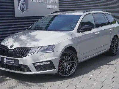 Gebraucht Skoda Octavia RS 245 PS (180 kW) 2020 Sonderlackierung steelgrau Kombi