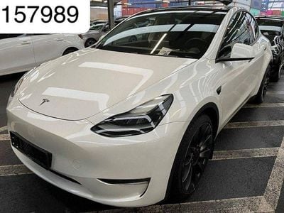 Weiß Gebraucht 2022 Tesla Model Y Long Range AWD SUV | 33.950 € (Guter Preis)