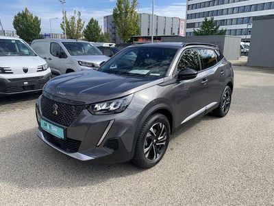 Platinium grau (metallic) Gebraucht 2023 Peugeot 2008 Allure SUV | 21.490 € (Guter Preis)