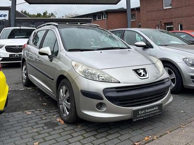 Grau Gebraucht 2008 Peugeot 207 Filou Kombi | 2.900 € (Teuer)