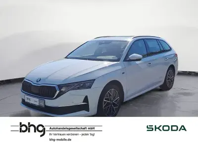 Gebraucht Skoda Octavia Selection 150 PS (110 kW) 2025 Weiß Kombi