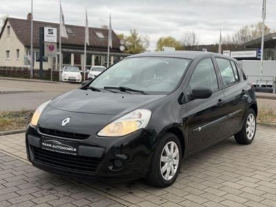 Gebraucht Renault Clio III 75 PS (55 kW) 2012 Schwarz Limousine