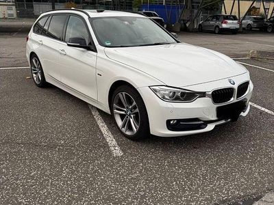 Gebraucht BMW 320 Sport Line 184 PS (135 kW) 2014 Weiß Kombi