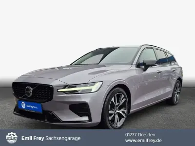 Gebraucht Volvo V60 Plus 197 PS (144 kW) 2025 Aurora silver / metallic Kombi