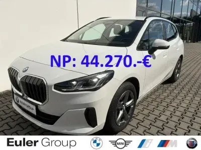 Gebraucht BMW 220 Active Tourer Luxury Line 170 PS (125 kW) 2025 Weiss Van / Kleinbus