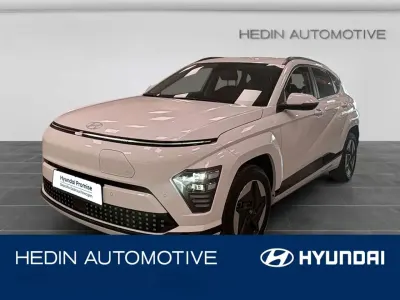 Gebraucht Hyundai Kona Trend 160 kW (218 PS) 2025 Serenity white / mic SUV