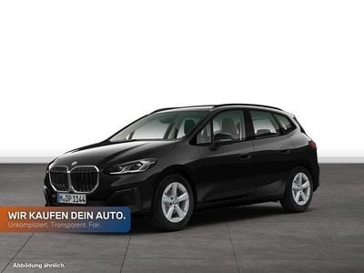 Gebraucht BMW 220 Active Tourer Luxury Line 156 PS (114 kW) 2025 Black sapphire metallic Van / Kleinbus