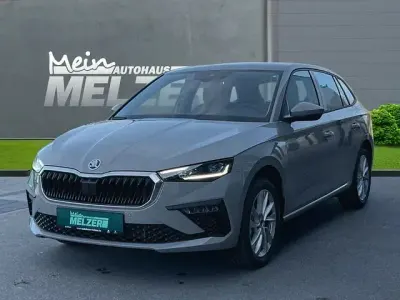 Neu Skoda Scala Selection 116 PS (85 kW) 2025 Grau Kleinwagen