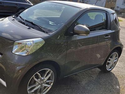 Gebraucht Toyota iQ 68 PS (50 kW) 2012 Bronze Kleinwagen