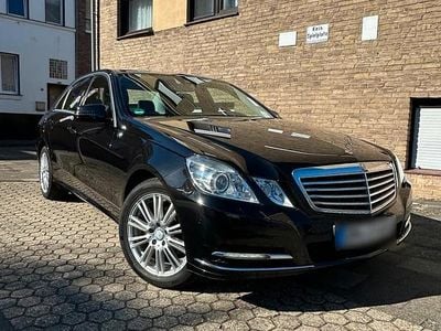 Gebraucht Mercedes E200 184 PS (135 kW) 2012 Schwarz Limousine