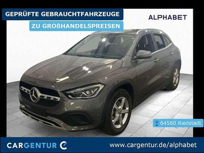 Gebraucht Mercedes GLA180 Style 116 PS (85 kW) 2024 Grau SUV