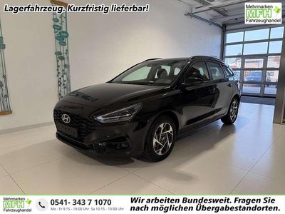 Neu Hyundai i30 GO! 97 PS (71 kW) 2025 Abyss black pearl Limousine