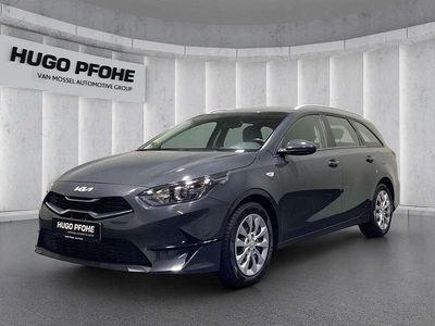 Grau Gebraucht 2023 Kia Ceed Kleinwagen | 19.290 € (Fairer Preis)
