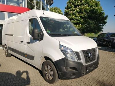 Nissan NV400