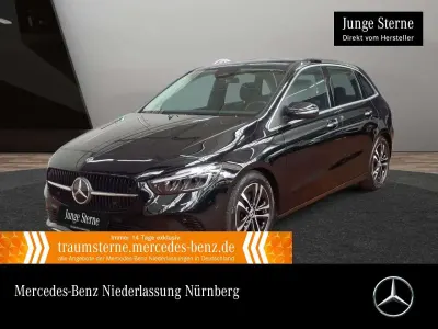 Używany Mercedes B200 Advanced Plus 150 KM (110 kW) 2025 Czarny Minivan
