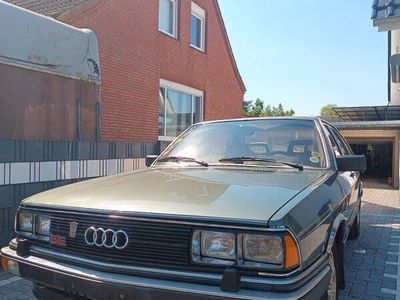 Audi 200