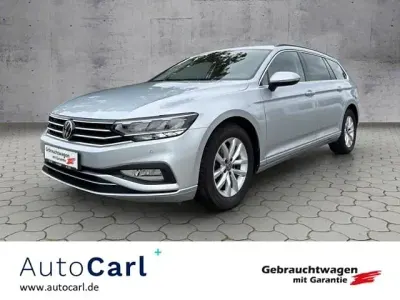 Gebraucht VW Passat Business 150 PS (110 kW) 2022 Scale silver metallic Kombi