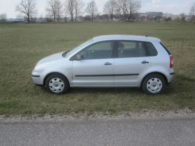 Gebraucht VW Polo Basis 64 PS (47 kW) 2005 Silber Kleinwagen