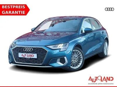 Gebraucht Audi A3 Comfort 110 PS (80 kW) 2021 Blau Limousine