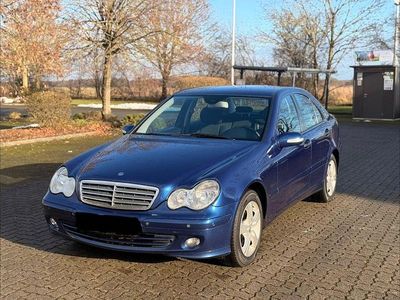 Blau Gebraucht 2007 Mercedes C200 Classic Limousine | 3.490 € (Etwas zu teuer)