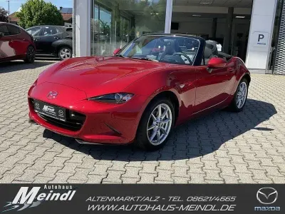 Gebraucht Mazda MX5 Center-Line 131 PS (96 kW) 2016 Rot Cabrio