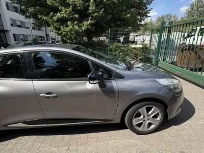 Gebraucht Renault Clio Initiale Paris 73 PS (53 kW) 2014 Kleinwagen