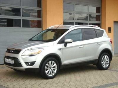 Gebraucht Ford Kuga Titanium 140 PS (102 kW) 2010 Silber metallic SUV