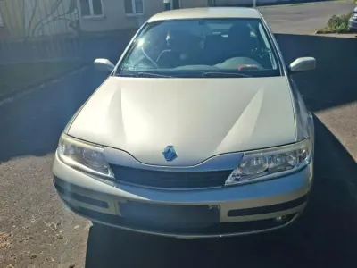 Occasion Renault Laguna II 107 ch (78 kW) 2003 Jaune Berline