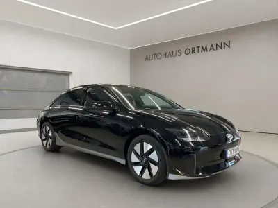 Gebraucht Hyundai Ioniq 6 239 kW (325 PS) 2023 Abyss black pearl / mic Limousine