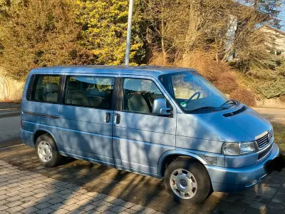 Gebraucht VW Multivan Classicline 102 PS (75 kW) 1998 Blau Van / Kleinbus