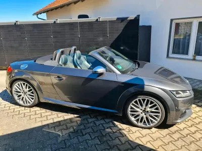 Gebraucht Audi TT Comfort 185 PS (136 kW) 2015 Grau Coupé