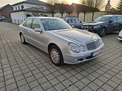 Mercedes E200
