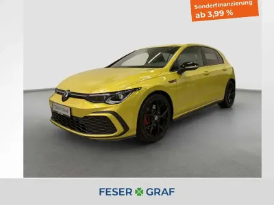 Second-hand VW Golf VIII GTI 245 CP (180 kW) 2023 Galben Berlinǎ