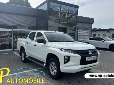 Gebraucht Mitsubishi L200 Basis 150 PS (110 kW) 2021 Weiß Pickup