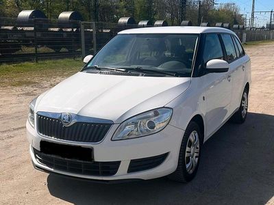 Gebraucht Skoda Fabia 75 PS (55 kW) 2013 Weiß Kombi