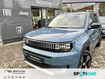 Neu Fiat Grande Panda La Prima 110 PS (80 kW) 2025 Lago blau Kleinwagen