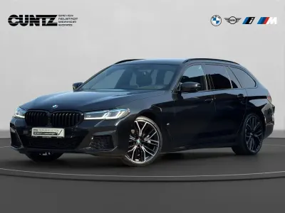 Gebraucht BMW 520 M Sport 190 PS (139 kW) 2023 Schwarz Limousine
